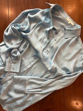 So so pretty but too big!!Favorite Daughter Pale Blue Silk-Blend Button-Up Shirt